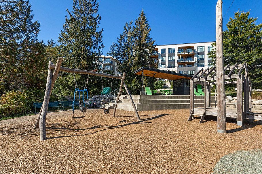 203 747 E 3rd Street North Vancouver, BC - 24