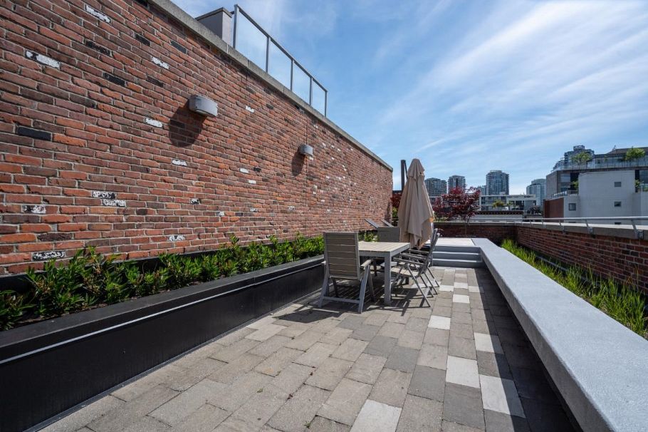 609 36 Water Street Vancouver, BC - 24