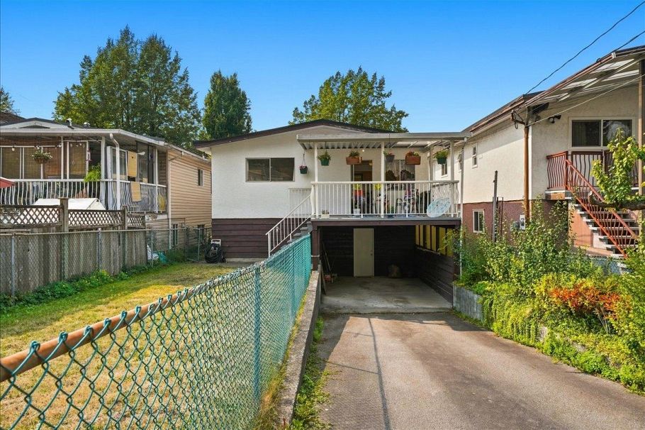 5884 Ormidale Street Vancouver, BC - 35