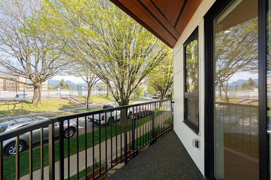 4830 Duchess Street Vancouver, BC - 21