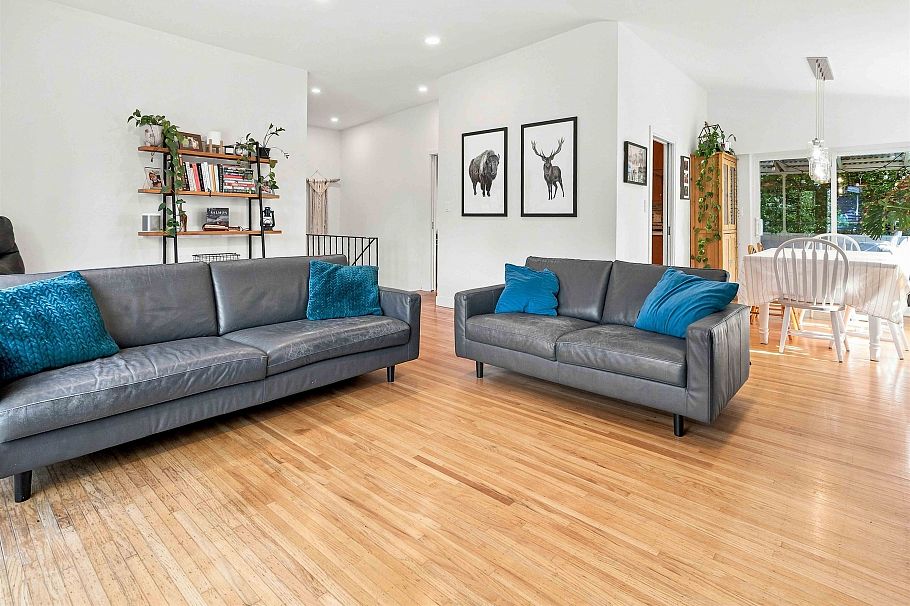 2285 Tompkins Crescent North Vancouver, BC - 5
