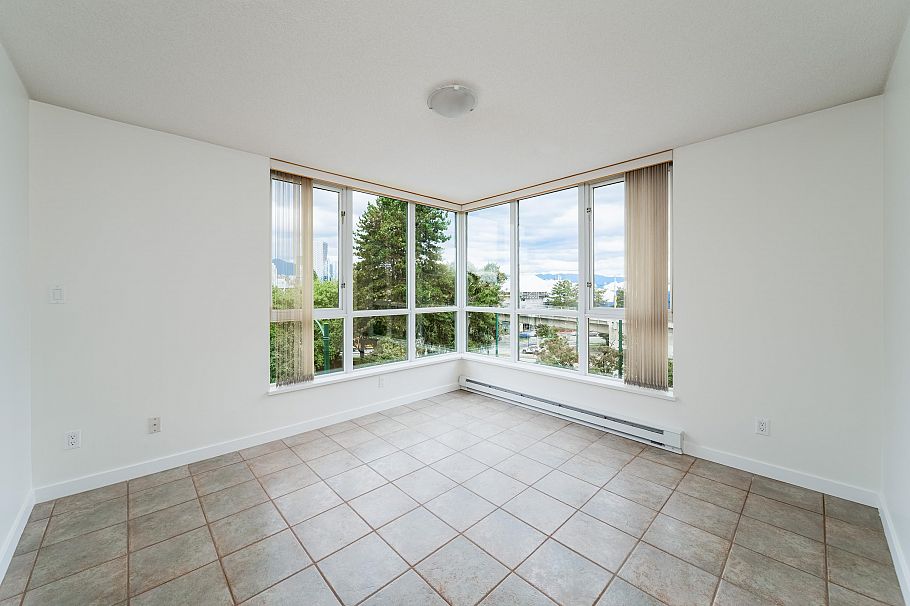 317 1425 W 6th Avenue Vancouver, BC - 14