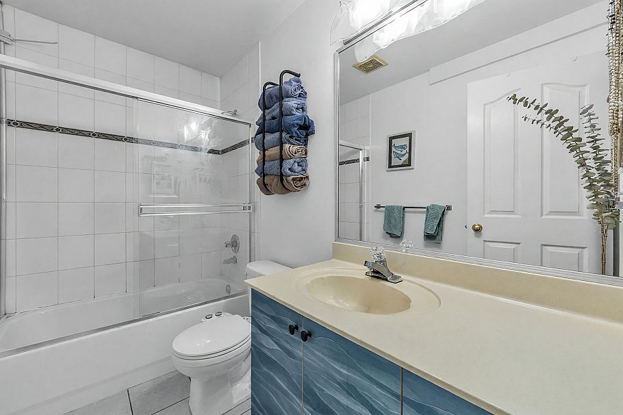 1988 Nanaimo Street Vancouver, BC - 25
