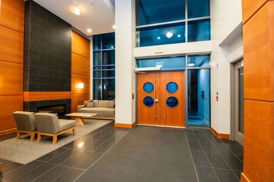 206 135 W 2nd Street North Vancouver, BC - 22