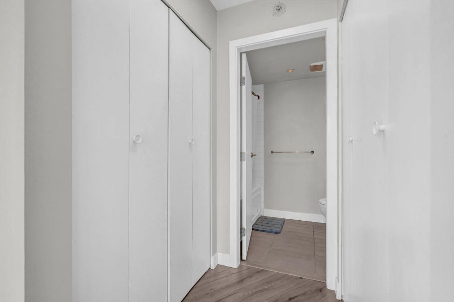 1805 788 Hamilton Street Vancouver, BC - 12