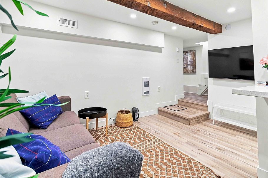 2764 Dundas Street Vancouver, BC - 26