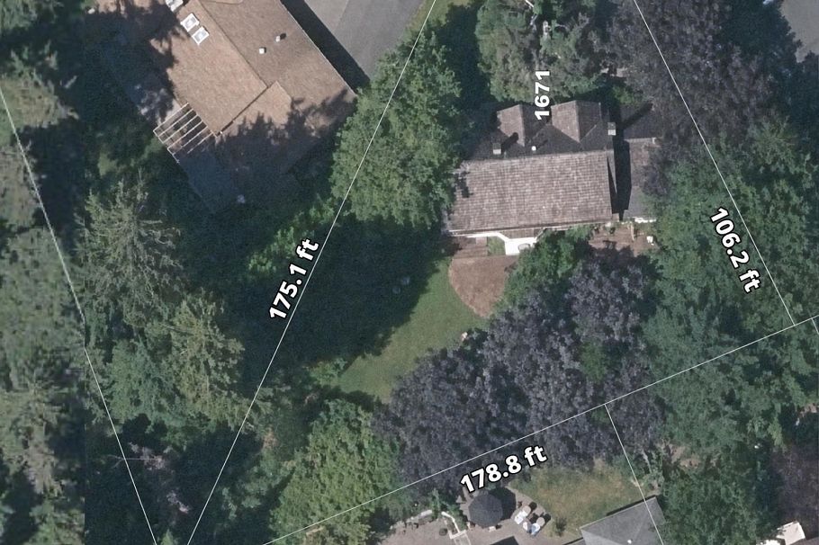 1671 Haverhill Place North Vancouver, BC - 2