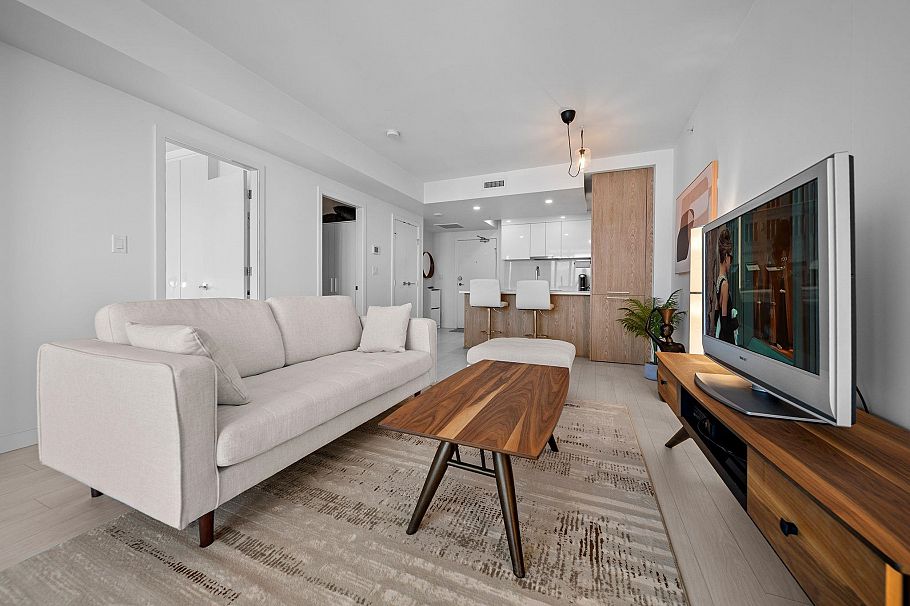 1911 285 E 10th Avenue Vancouver, BC - 8