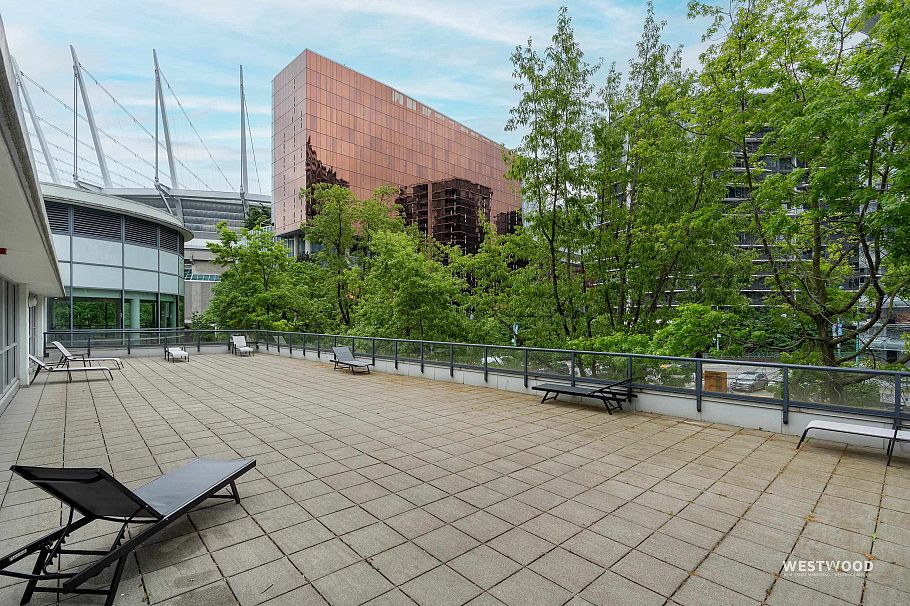 808 939 Expo Boulevard Vancouver, BC - 25