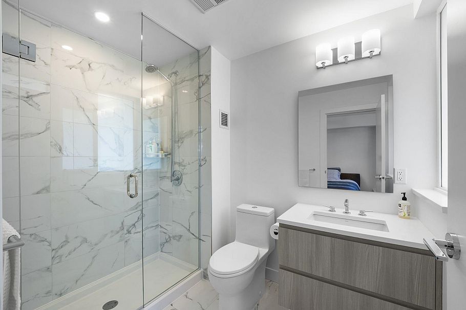 153 2060 Curling Road North Vancouver, BC - 29