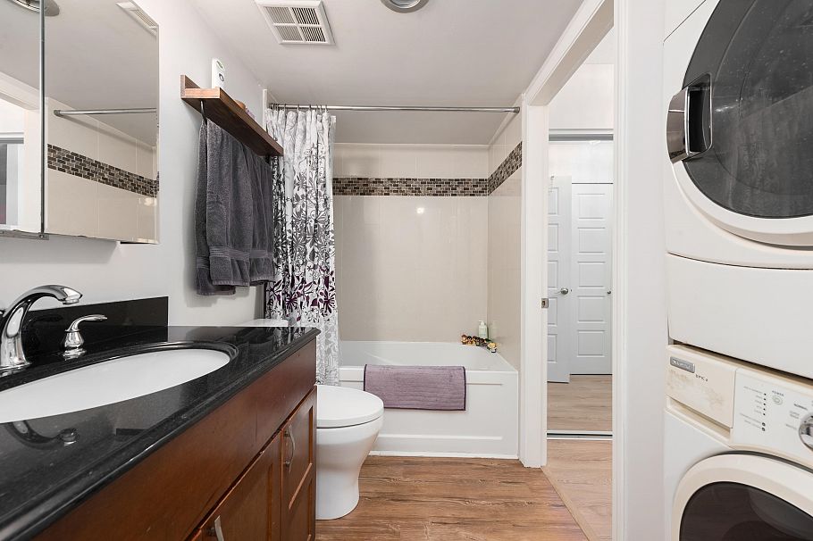 104 1330 Graveley Street Vancouver, BC - 21