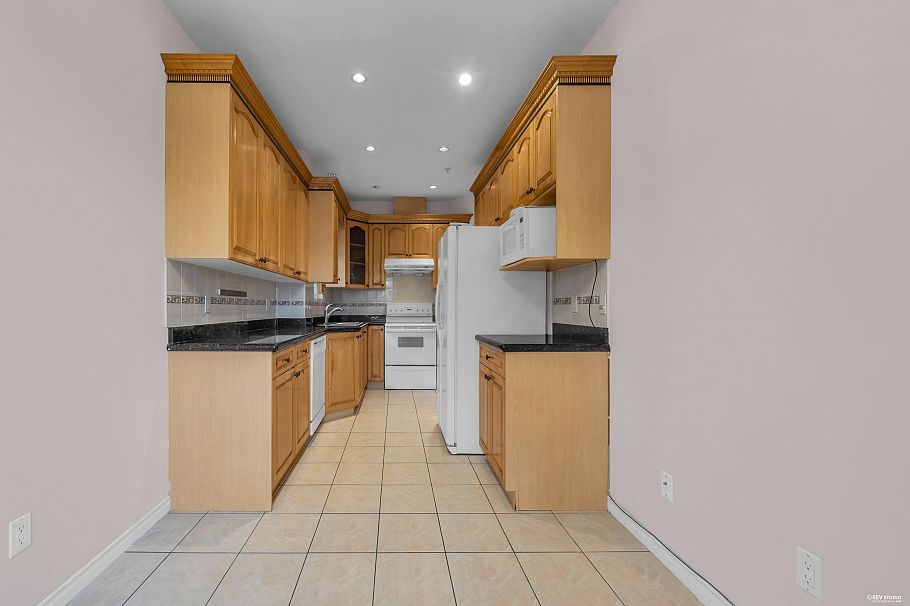 1988 Nanaimo Street Vancouver, BC - 8