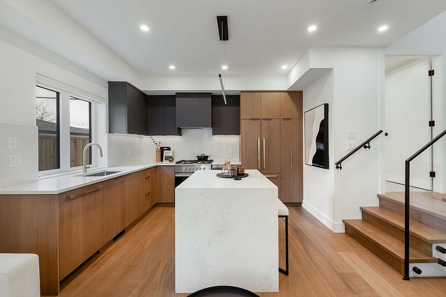1 552 Kaslo Street Vancouver, BC - 12