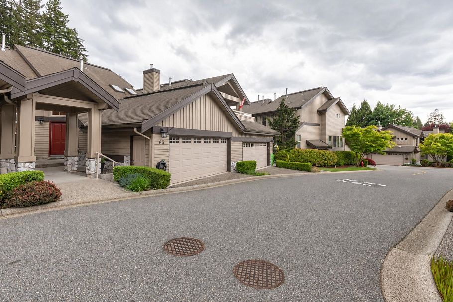 65 1550 Larkhall Crescent North Vancouver, BC - 2