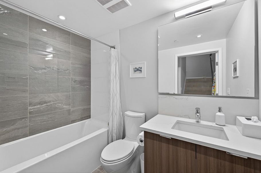 3 8693 Oolichan Way Vancouver, BC - 15