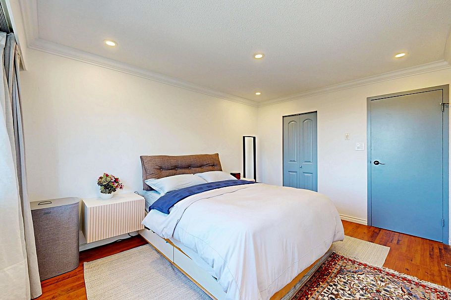 204 252 W 2nd Street North Vancouver, BC - 22