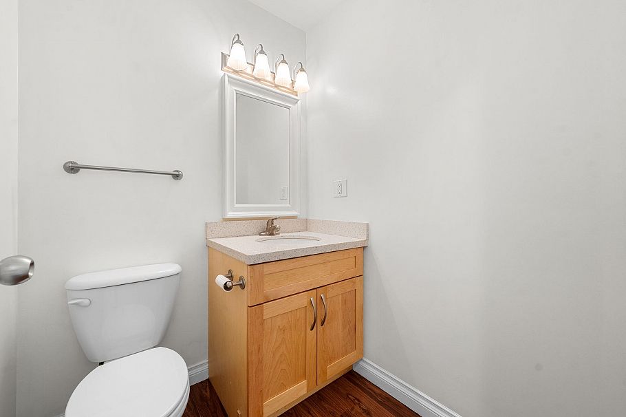 1828 Purcell Way North Vancouver, BC - 19