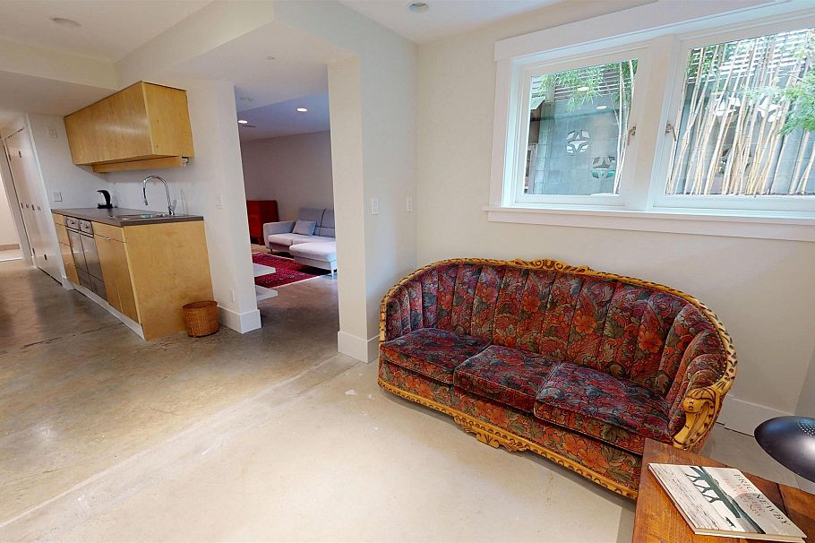 456 Aubrey Place Vancouver, BC - 29