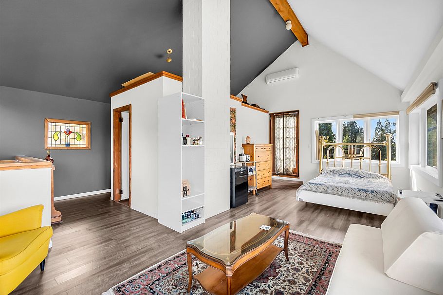 319 E 27th Street North Vancouver, BC - 13