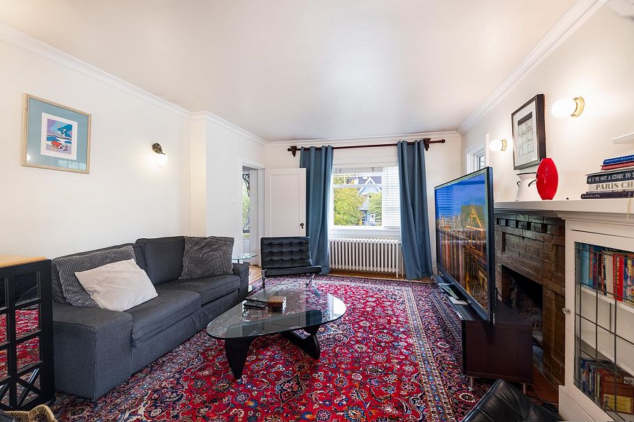404 W 18th Avenue Vancouver, BC - 11