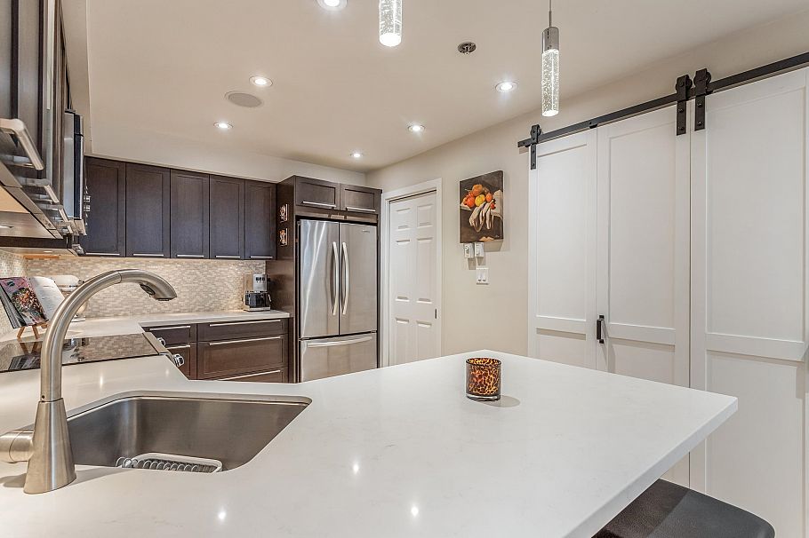 246 2565 W Broadway Street Vancouver, BC - 7