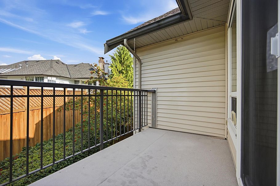 363 1100 E 29th Street North Vancouver, BC - 15