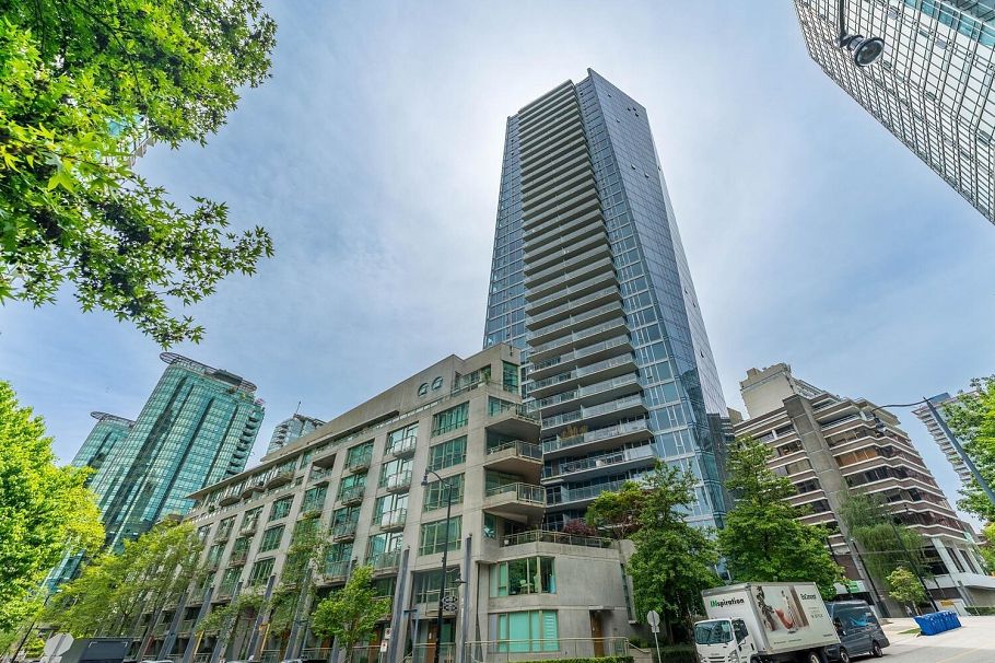 702 1499 W Pender Street Vancouver, BC - 25