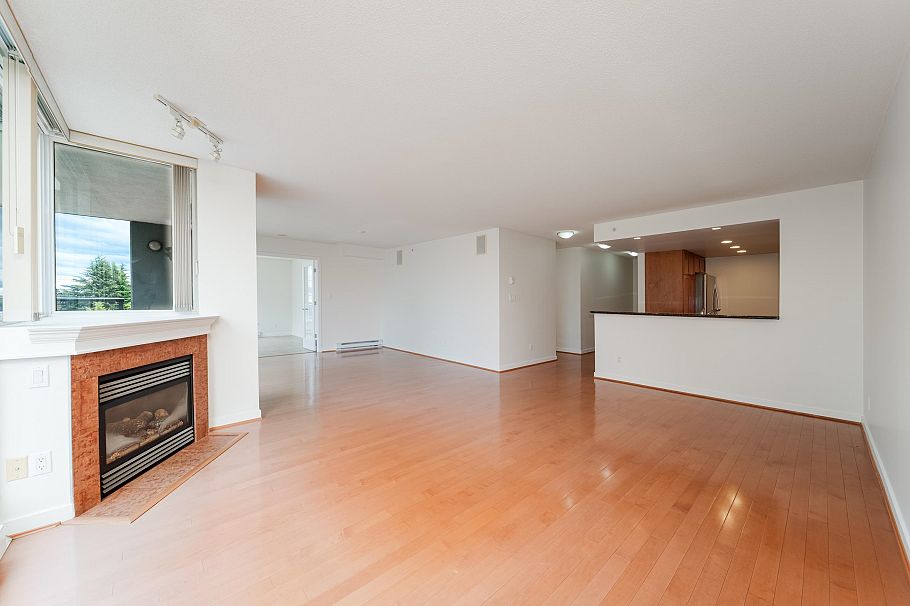 317 1425 W 6th Avenue Vancouver, BC - 5