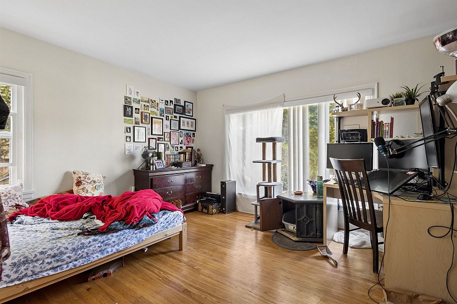 1441 W 49th Avenue Vancouver, BC - 31