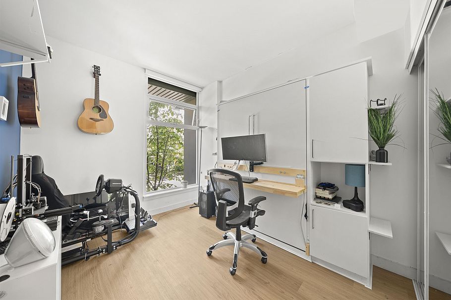 70 W 1st Avenue Vancouver, BC - 18