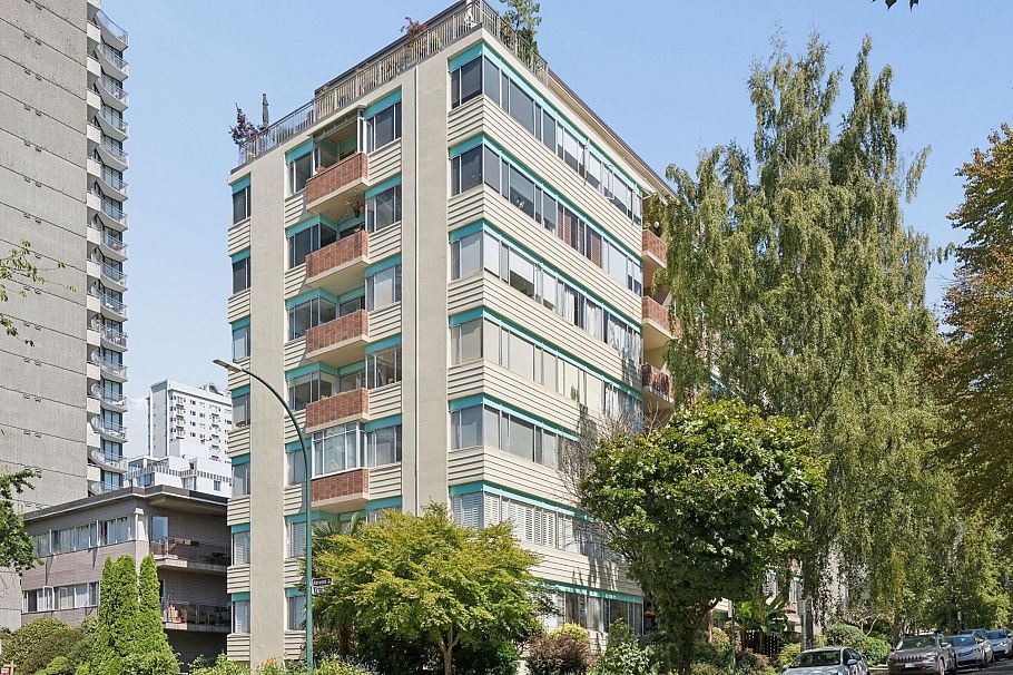 401 1315 Cardero Street Vancouver, BC - 1