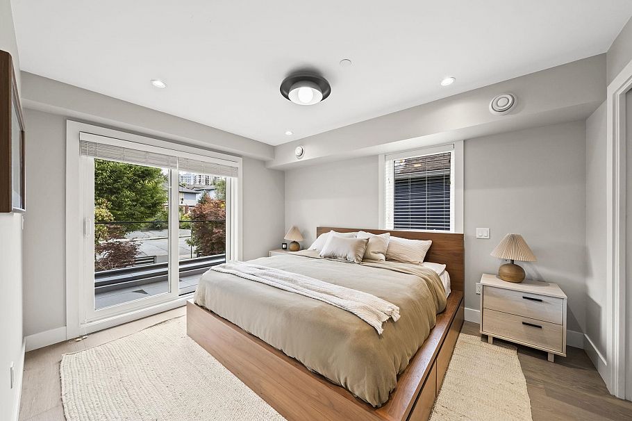 2 233 W 5th Street North Vancouver, BC - 4