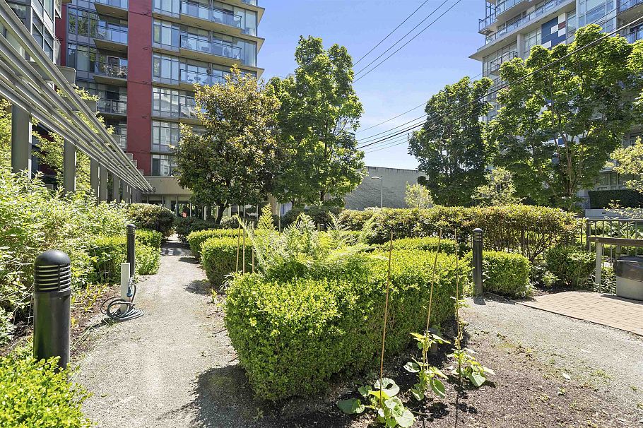 70 W 1st Avenue Vancouver, BC - 22