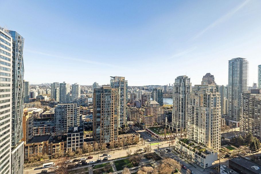 2406 1155 Seymour Street Vancouver, BC - 28