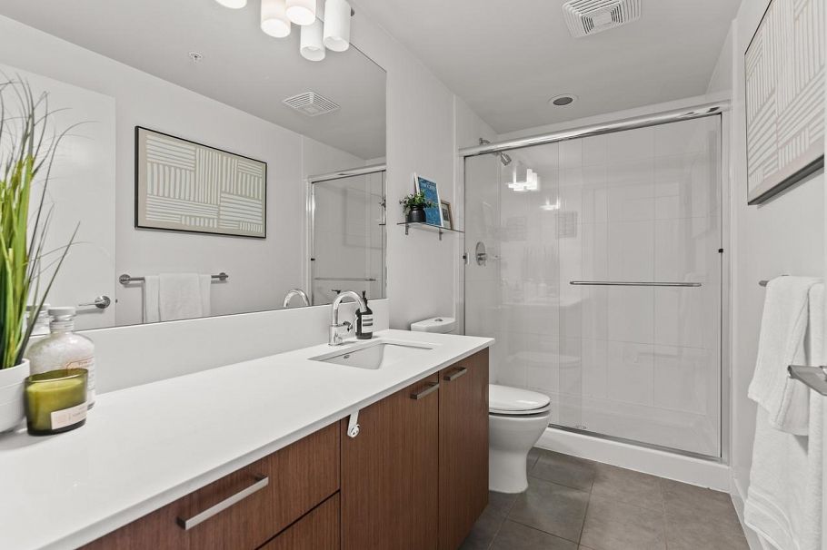 715 221 Union Street Vancouver, BC - 16