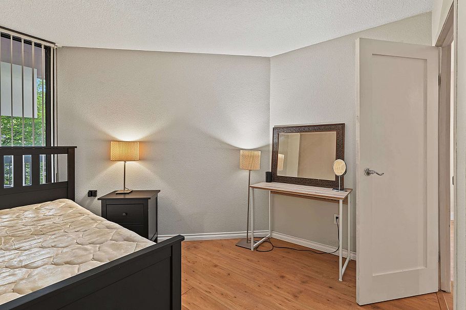 206 950 Drake Street Vancouver, BC - 8