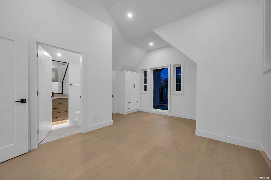 1 5150 Spencer Street Vancouver, BC - 22