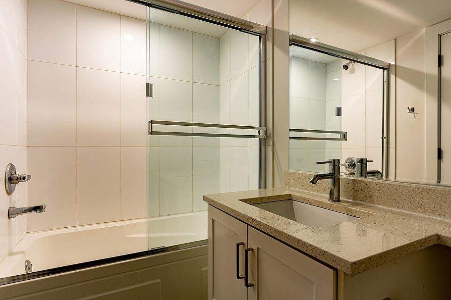 4883 Beatrice Street Vancouver, BC - 29