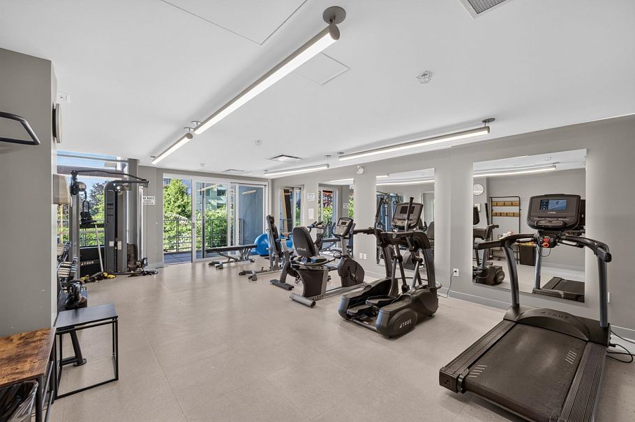 210 108 E 8th Street North Vancouver, BC - 25