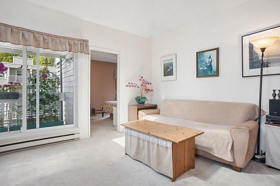305 1545 E 2nd Avenue Vancouver, BC - 5