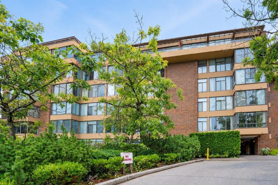 513 2101 Mcmullen Avenue Vancouver, BC - 1