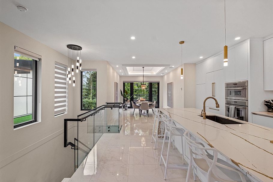 1126 Heywood Street North Vancouver, BC - 15