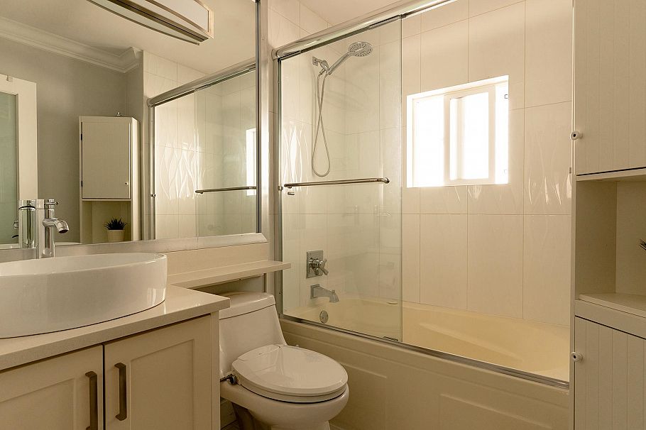 4883 Beatrice Street Vancouver, BC - 17