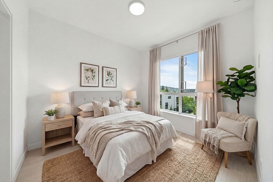 404 3594 Malsum Drive North Vancouver, BC - 10