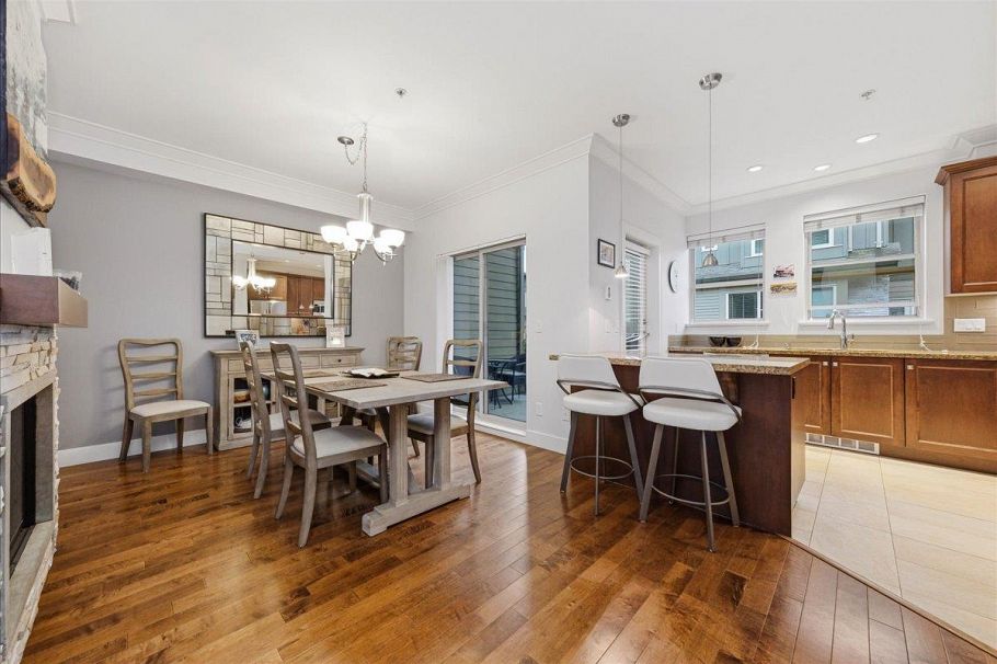 24 897 Premier Street North Vancouver, BC - 22