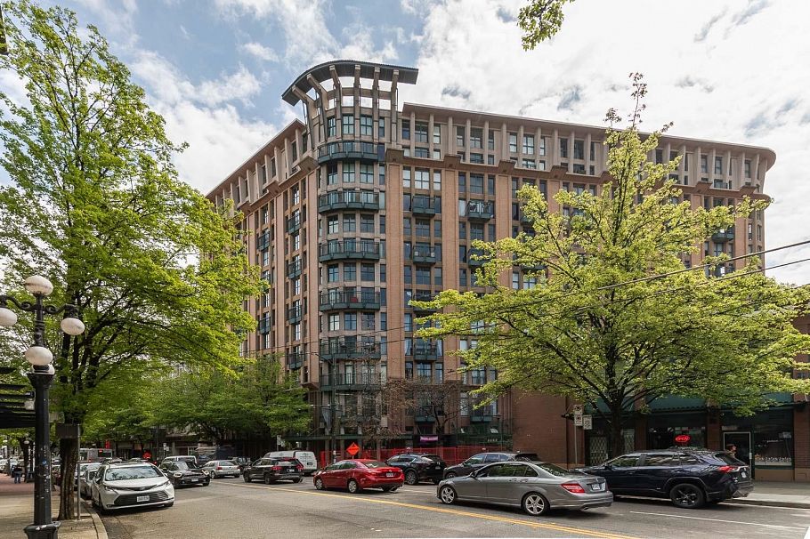 607 22 E Cordova Street Vancouver, BC - 38