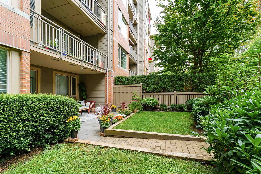 G11 139 W 22nd Street North Vancouver, BC - 32