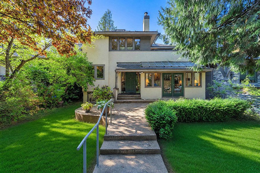 5540 Alma Street Vancouver, BC - 1