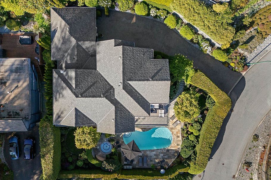 5168 Redonda Drive North Vancouver, BC - 25