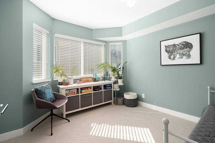 329 Garden Drive Vancouver, BC - 16